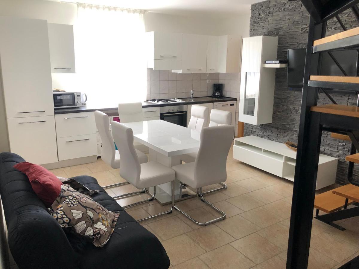 Villa Ester Lopar Dış mekan fotoğraf